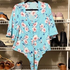 SHEIN Blue Floral Tie-Front Top